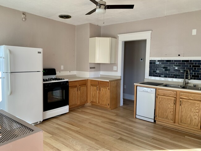 Photo - 366 Hillside Ave Apartments Unit 1
