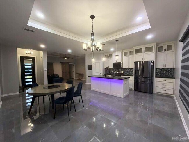 Photo - 17 S Elevation Dr