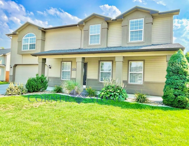 Building Photo - Beautiful Home with Separate Office/Bonus Room!