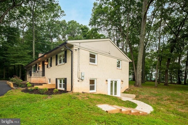 Photo - 16480 Ed Warfield Rd