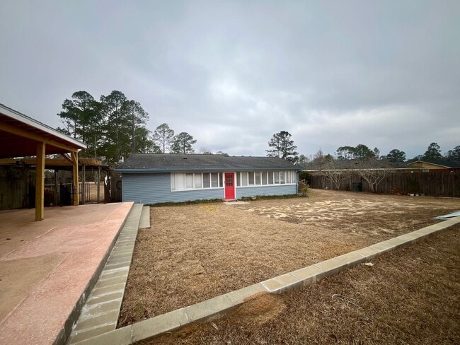 Photo - 3 Bed/2 Bath Home