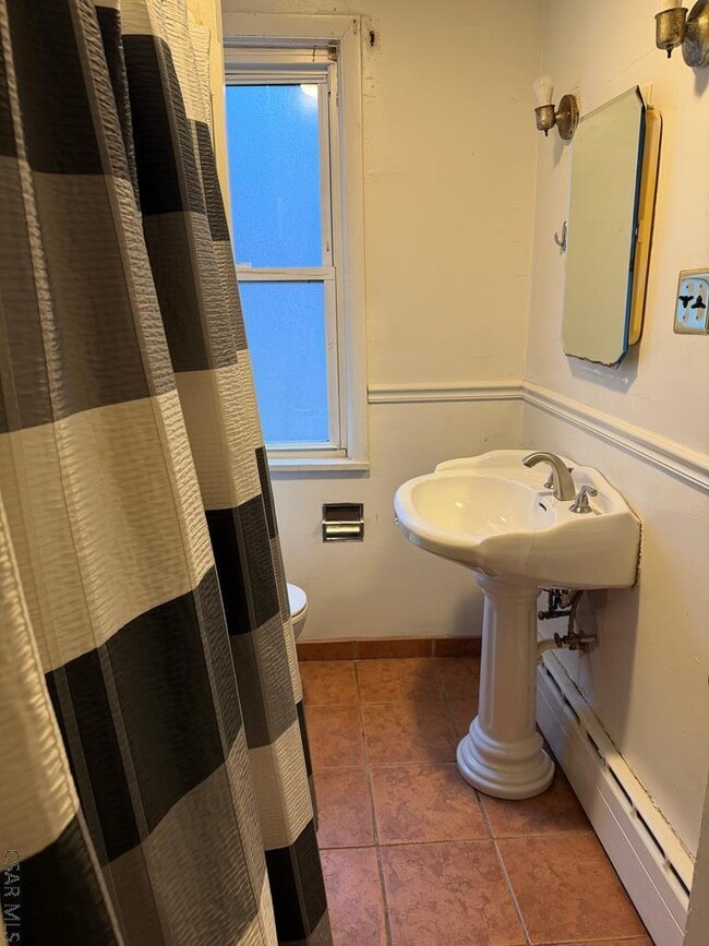 Photo - 921 Bucknell Ave