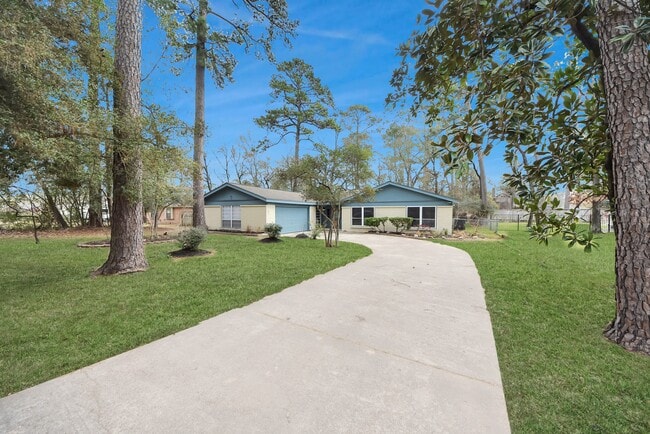 Photo - 26206 Maplewood Dr