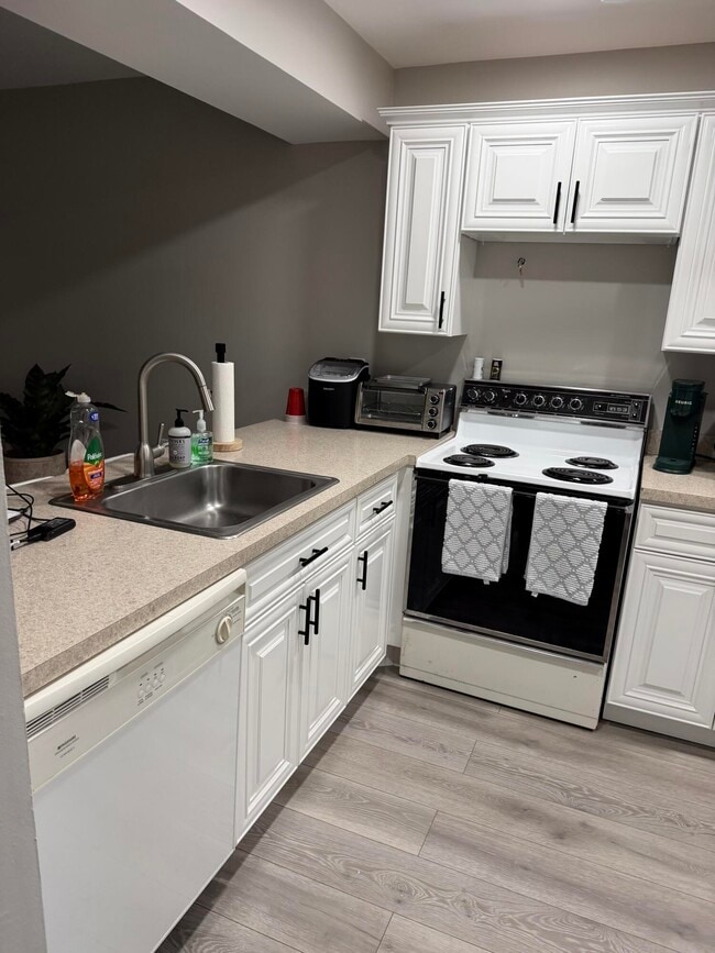 Photo - 2613 Nassau Bend Unit B1