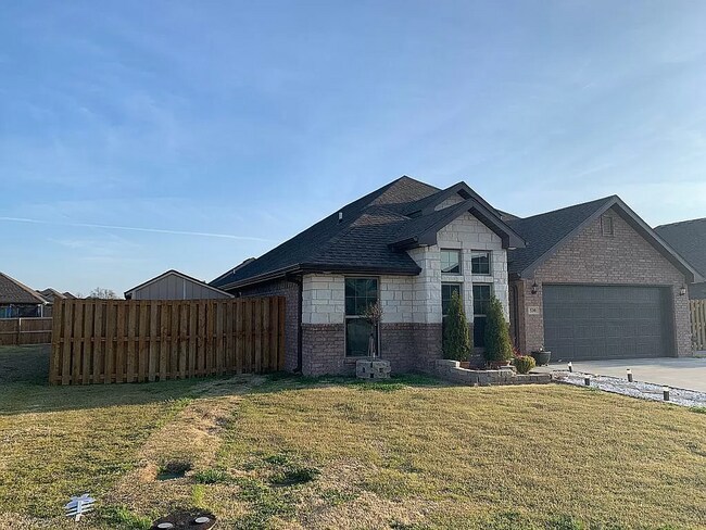 Photo - Beautiful Orchard Park Home!