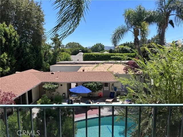 Building Photo - 10240 Camarillo St Unit 207