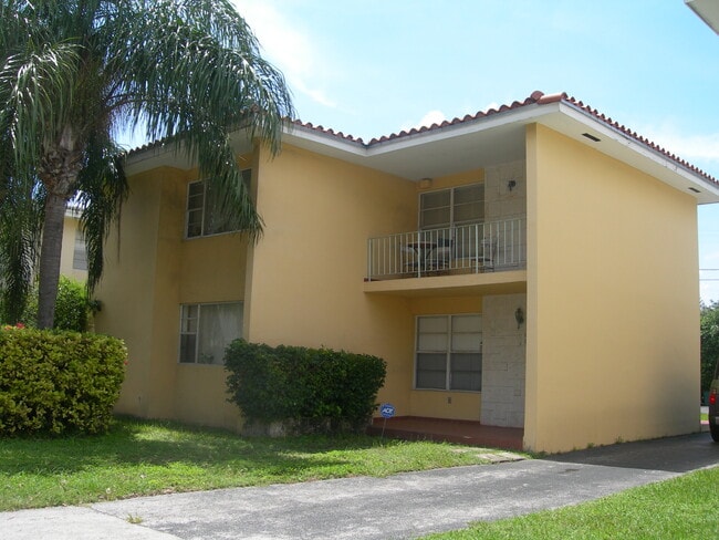 Building Photo - 235 Bird Rd Unit 235