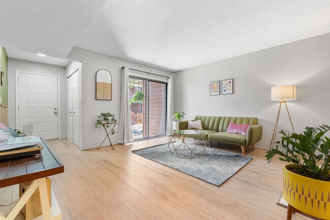 Front and back patio! - 540 S Forest St Unit 7-102