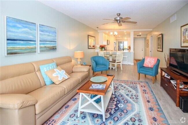 Building Photo - 4620 NE Sandpebble Trce Unit 303 Rental
