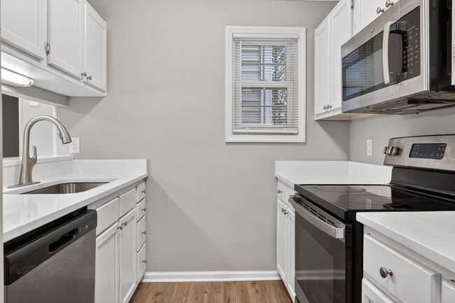 Photo - Spacious 3BR Condo in Fayetteville