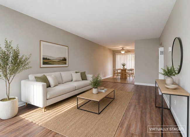8542 Emerson Cir Unidad 2