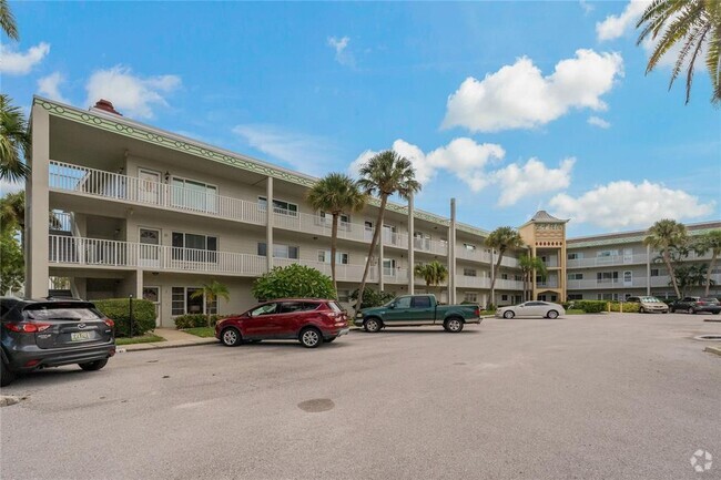 Building Photo - 2071 Australia Way W Unit 27 Rental