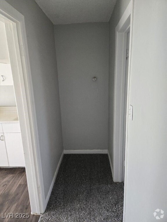 Building Photo - 409 W Van Buren Ave Unit 5 Rental