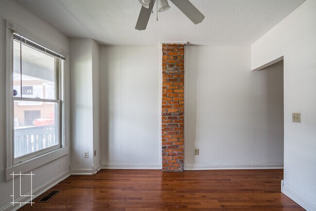 Photo - 193-195 Greenwood Ave Unidad 193 Greenwood Ave