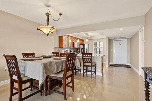 Photo - 605 Oaks Dr Unit 1008