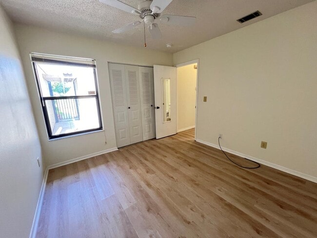 Photo - 1471 Sheafe Ave NE