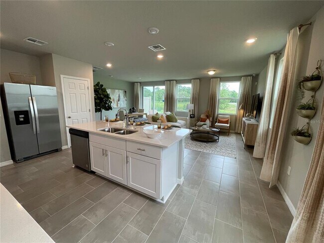 Photo - 732 Legacy Dr
