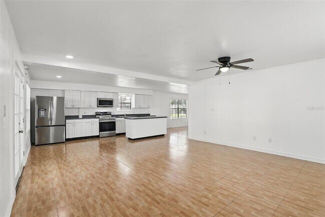 Photo - 820 Altaloma Ave