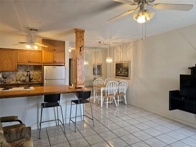 Photo - 820 SW 11th Ave Unidad 16B