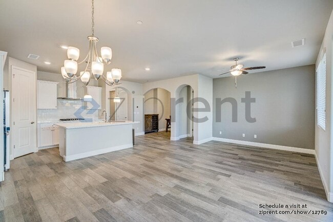 Photo - 1350 E Via Sentieri Dr