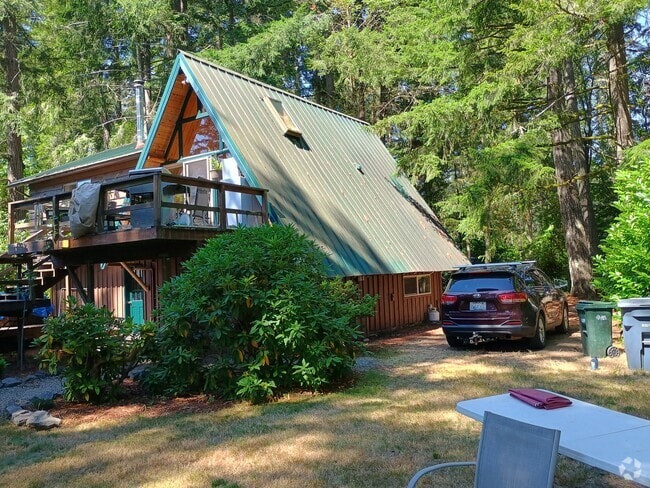 Building Photo - 8008 149th St NW Unit Cozy in the Forest Rental