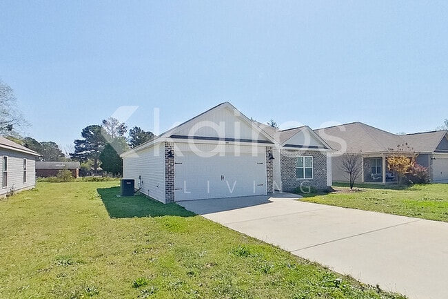 Photo - 126 Hughes Dr