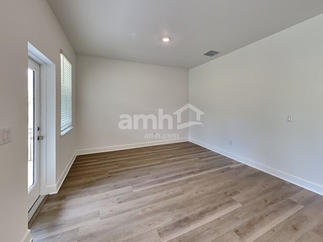 Photo - 37809 Dusty Saddle Ln