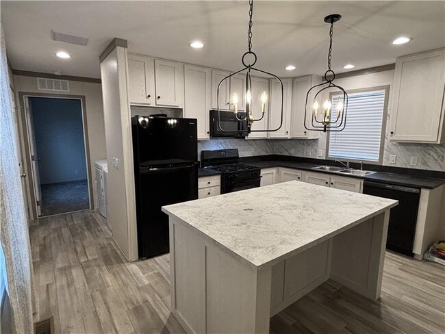 Photo - 244 New Mexico