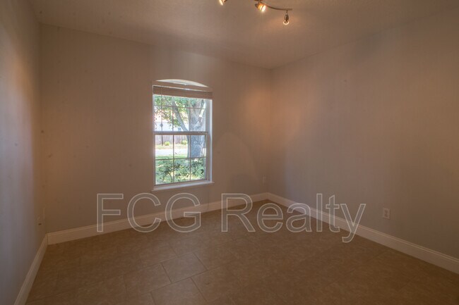 Photo - 211 Cross Creek Rd