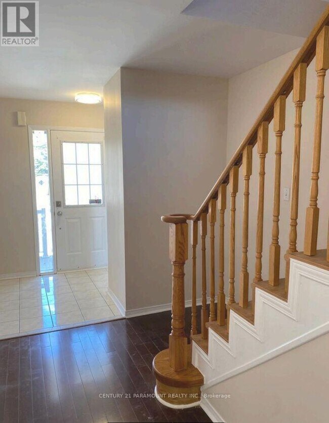 Photo - 23 Sunnybrook Crescent