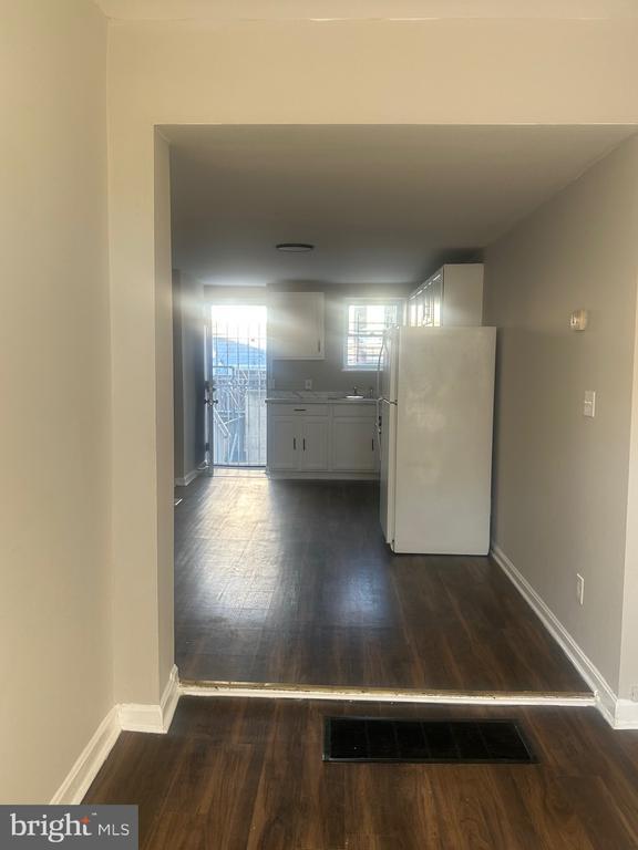 Building Photo - 3510 Mt Pleasant Ave