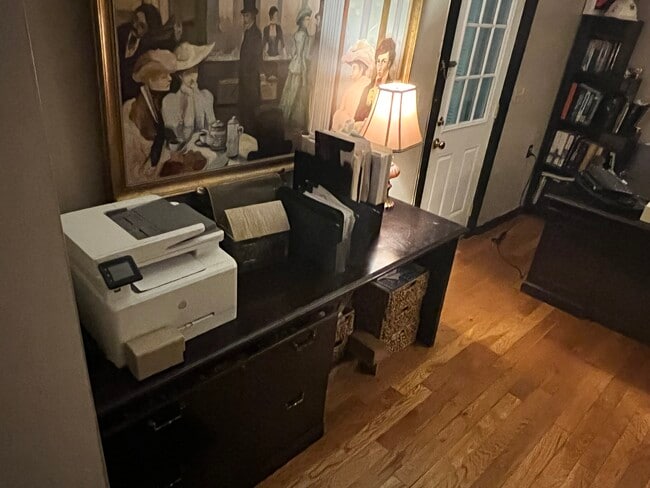 Photo - 525 Maple Ave