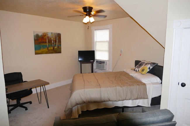 217 N Hayes Ave Unit 3
