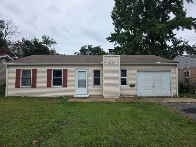 Building Photo - Nice 3BD/1BA Rental