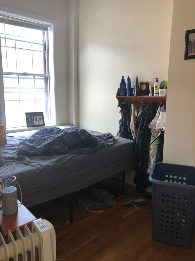 Photo - 27 Phillips St Unit 3