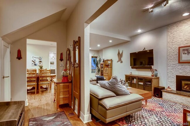 Photo - 1734 N Washington St Unit House