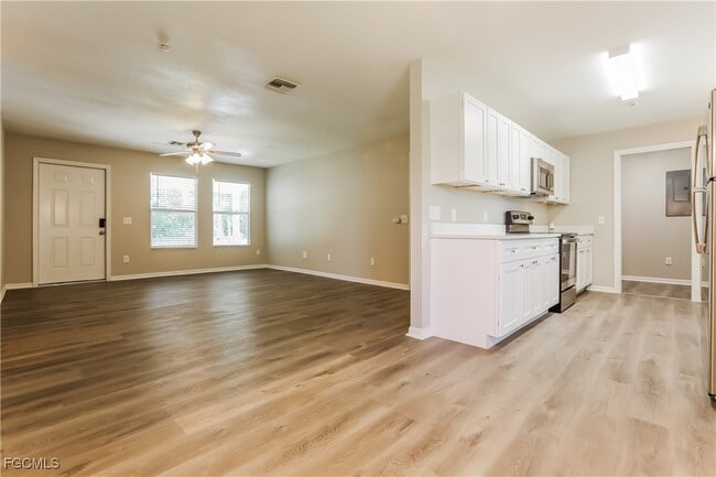 Photo - 284 Grove Rd