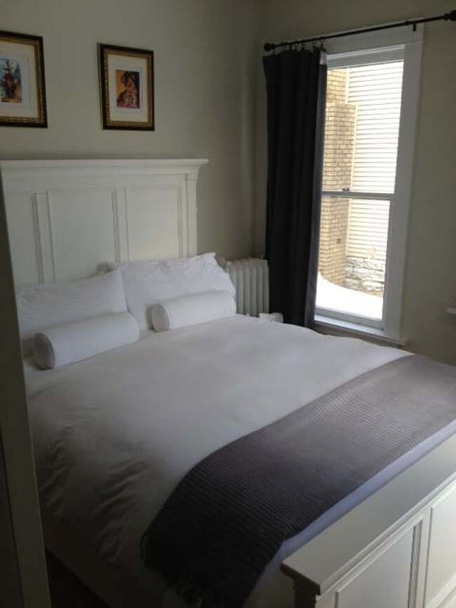 Photo - 2717-2719 Aldrich Ave S Unit Lower