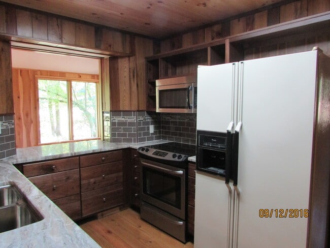 Photo - Beautiful Country Cabin