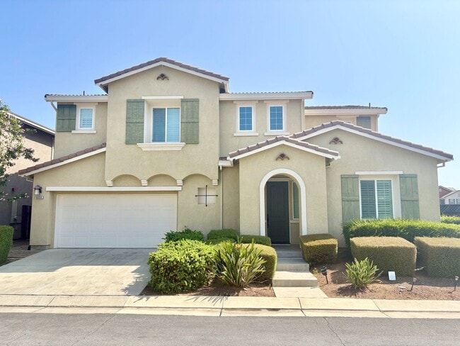 Beautiful Gilroy 4/4 - Beautiful Gilroy 4/4 Casa