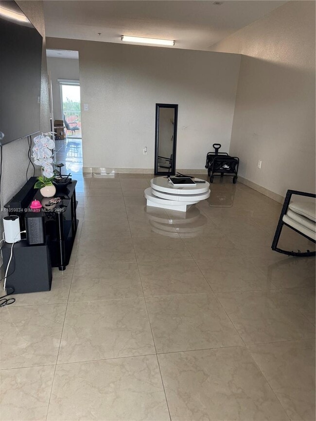 Photo - 6940 NW 179th St Unit 405-7