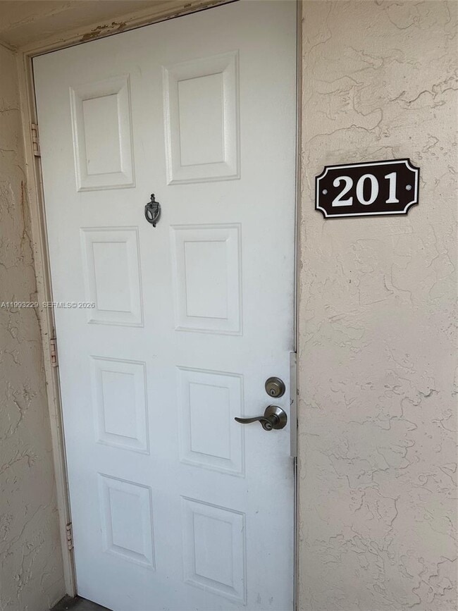 Photo - 11232 SW 12th St Unidad 201