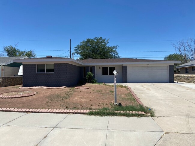 Building Photo - 9608 Stonehaven Dr
