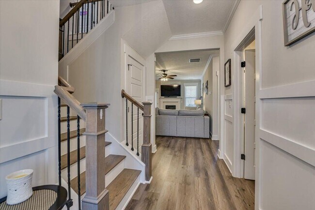 Photo - 2636 Laurens St