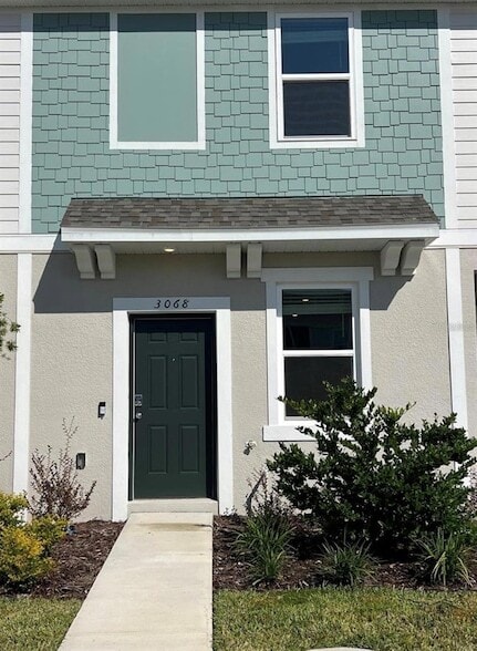 Building Photo - 3068 Skyline Lp