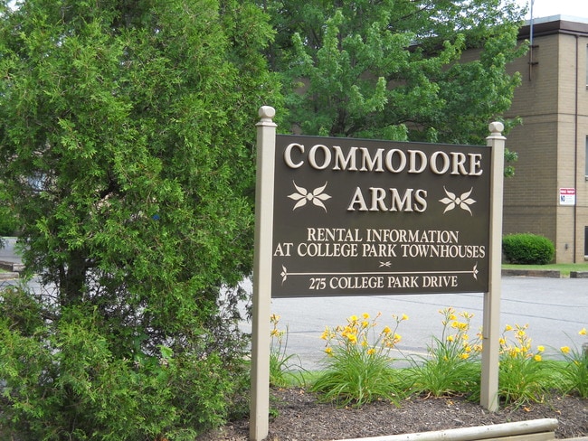 College Park Apartments