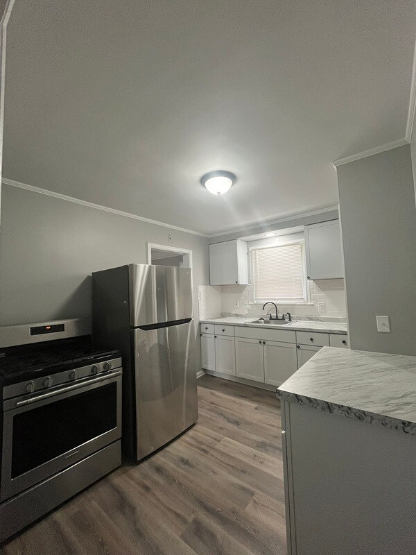 Photo - 1126 Mill St