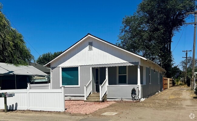 Building Photo - 4972 Foxen Canyon Rd Rental