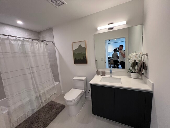 Photo - 20510 NW 21st Ave Unit B1