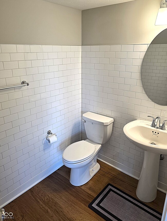 Photo - 11596 Fulham St